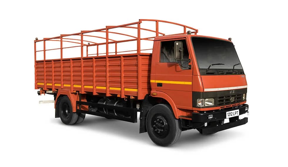 Tata LPT 1212 front view